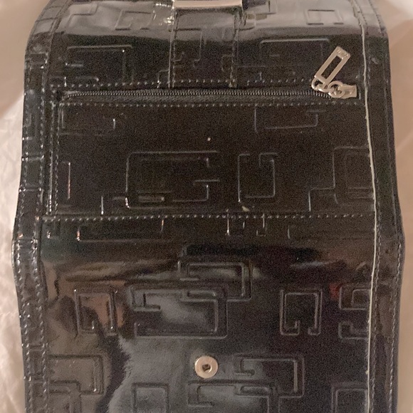 Black patten leather guess wallet - Picture 5 of 6